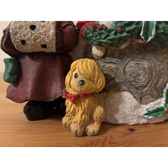 Vintage Christmas Bear Figurine & Holiday Planter – Woodland Caroler with Dog - Picture 4 of 4